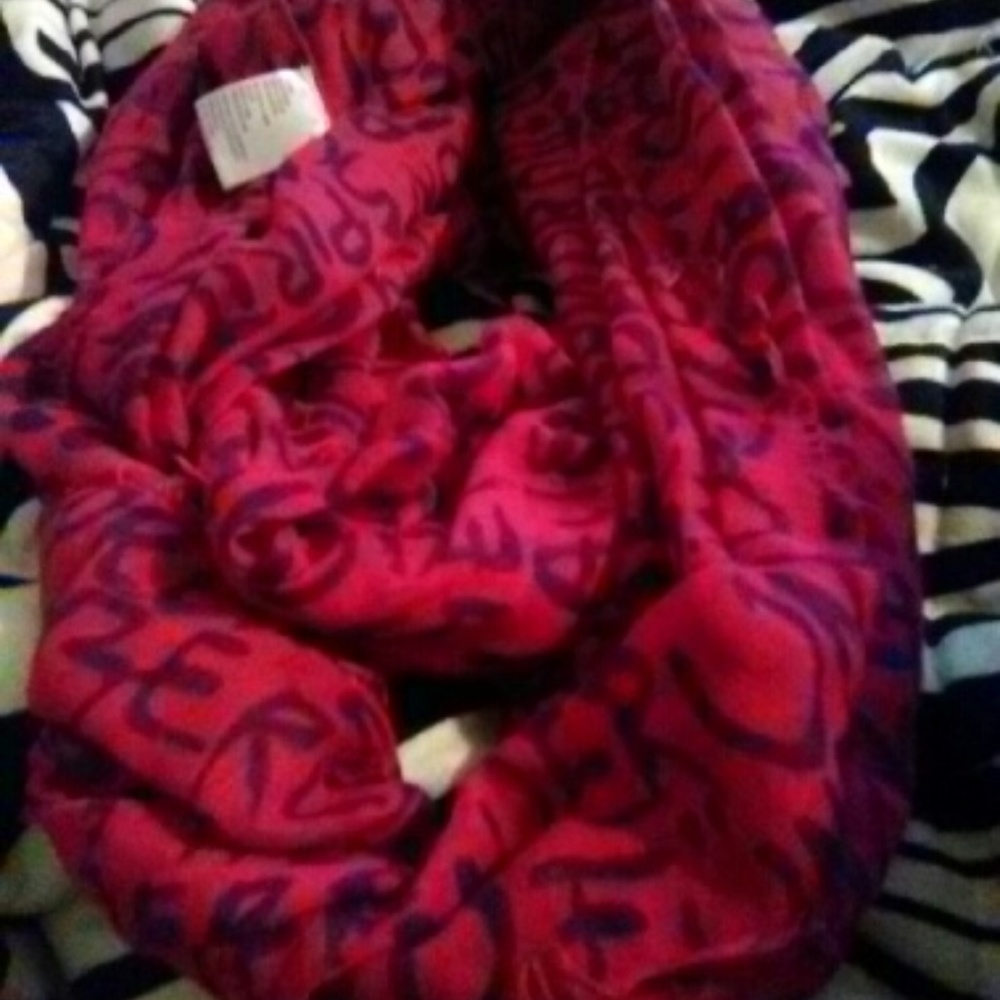 Fuchsia print infinity scarf